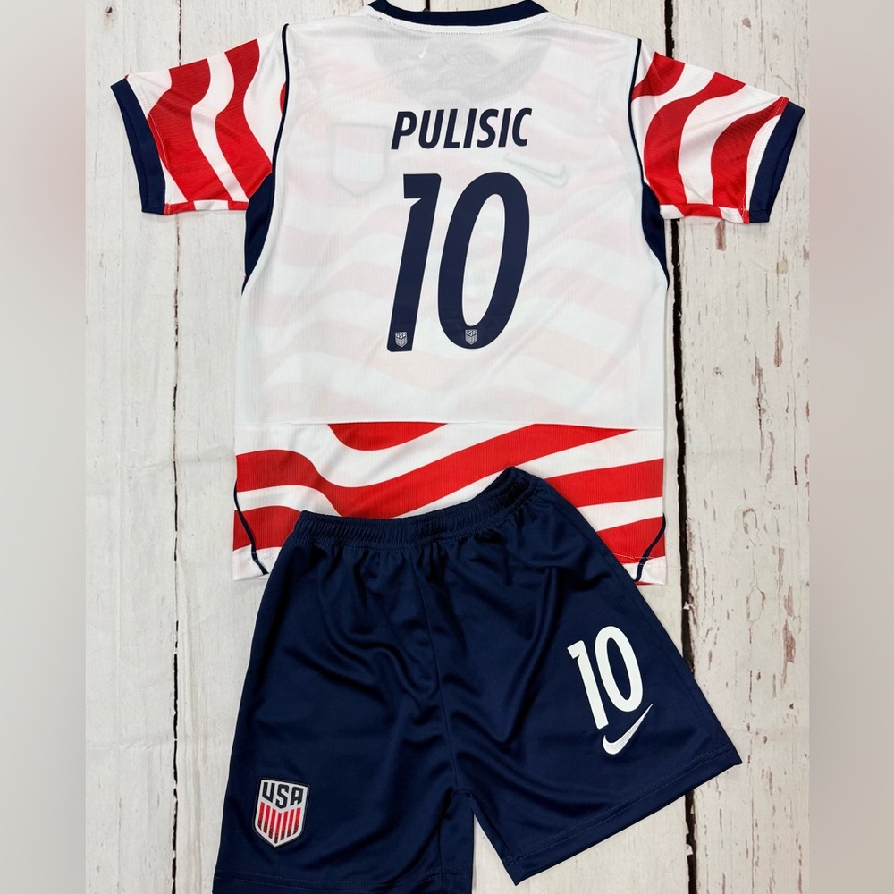 YOUTH Pulisic Jersey Stars & Stripes 26’ Kids Kit (Jersey+Shorts) Large (28)